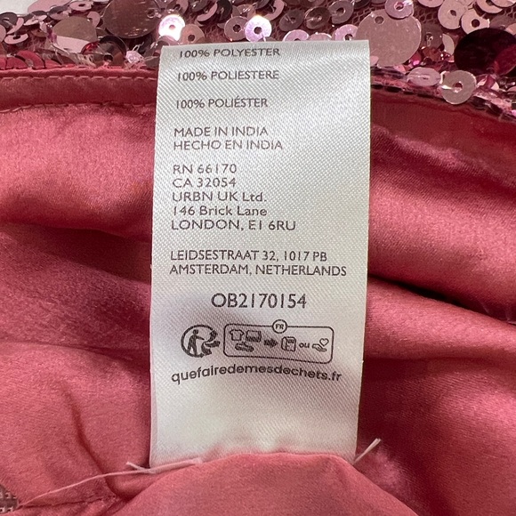 Urban Outfitters Silence + Noise Olivia Paillette Sequin Mini Skirt in Pink - Picture 7 of 11